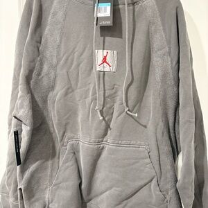 Jordan Men's Gray Pullover Sweater